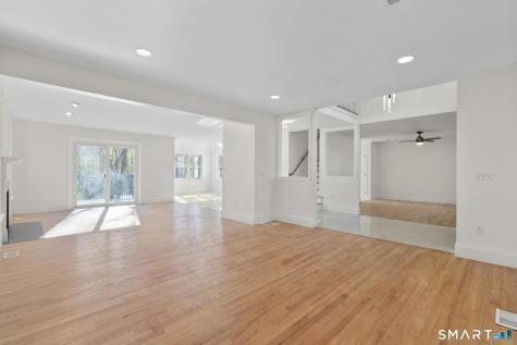 2 Greenwood Lane Guilford CT 06437