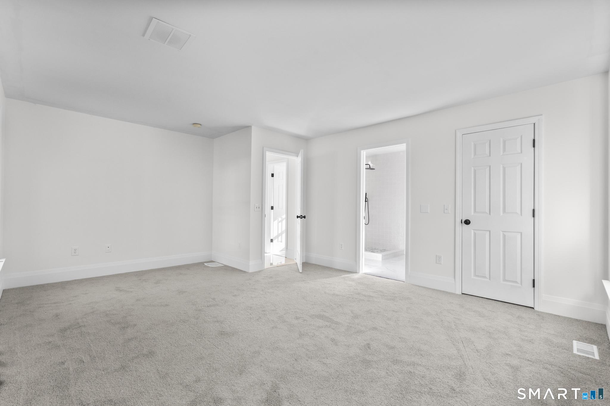 2 Greenwood Lane Guilford CT 06437