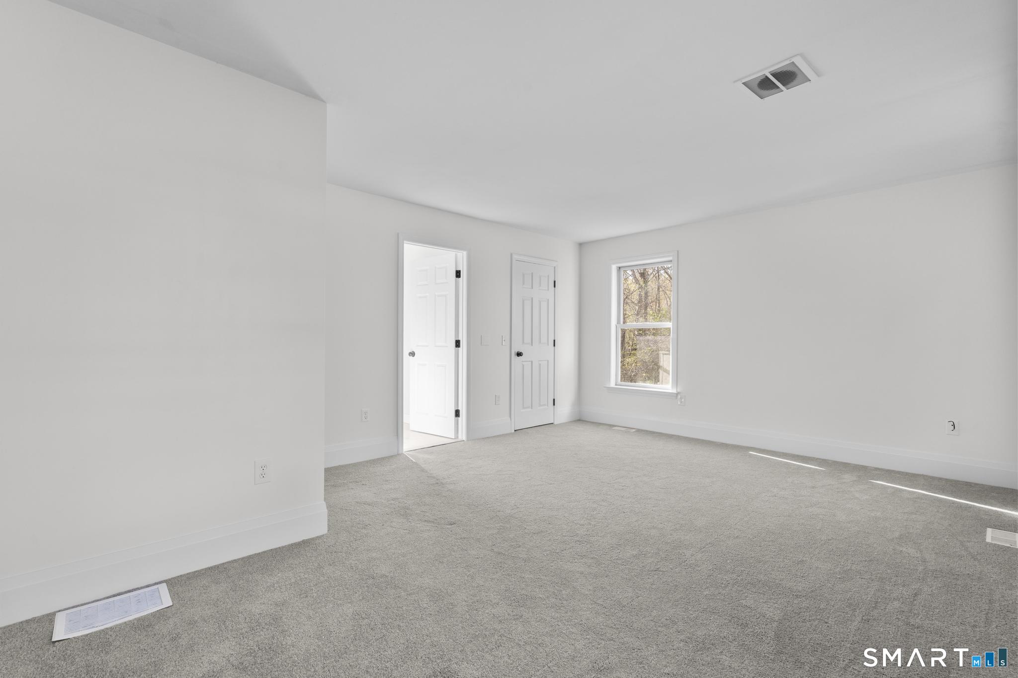 2 Greenwood Lane Guilford CT 06437