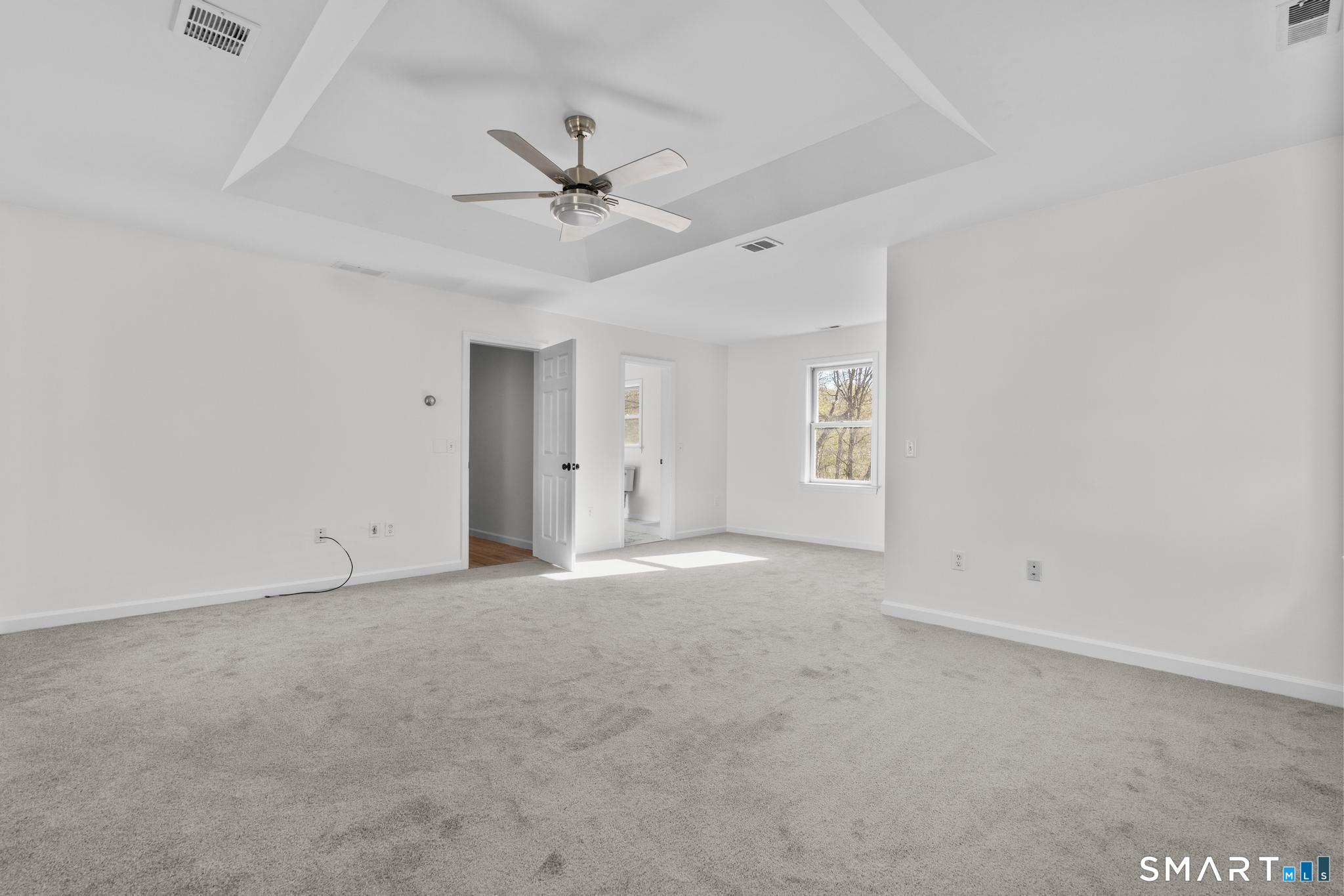 2 Greenwood Lane Guilford CT 06437