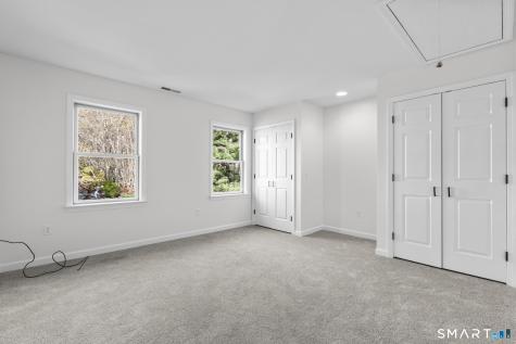 2 Greenwood Lane Guilford CT 06437