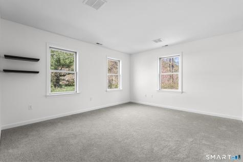 2 Greenwood Lane Guilford CT 06437
