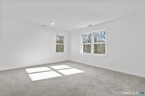 2 Greenwood Lane Guilford CT 06437