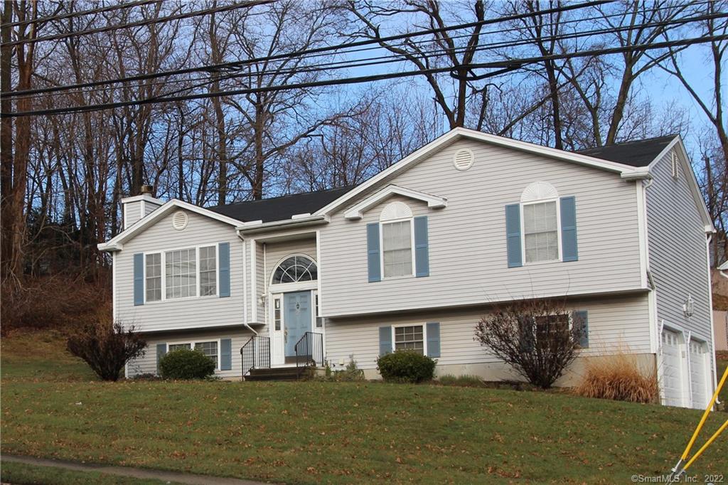 2 Laurie Lane West Haven CT 06516