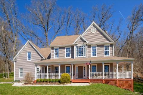 2 Everwood Drive New Milford CT 06776