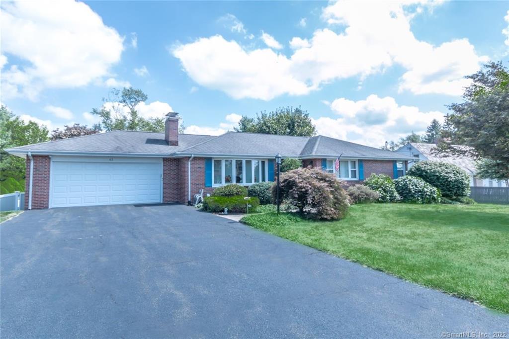 42 Susan Lane Meriden CT 06450
