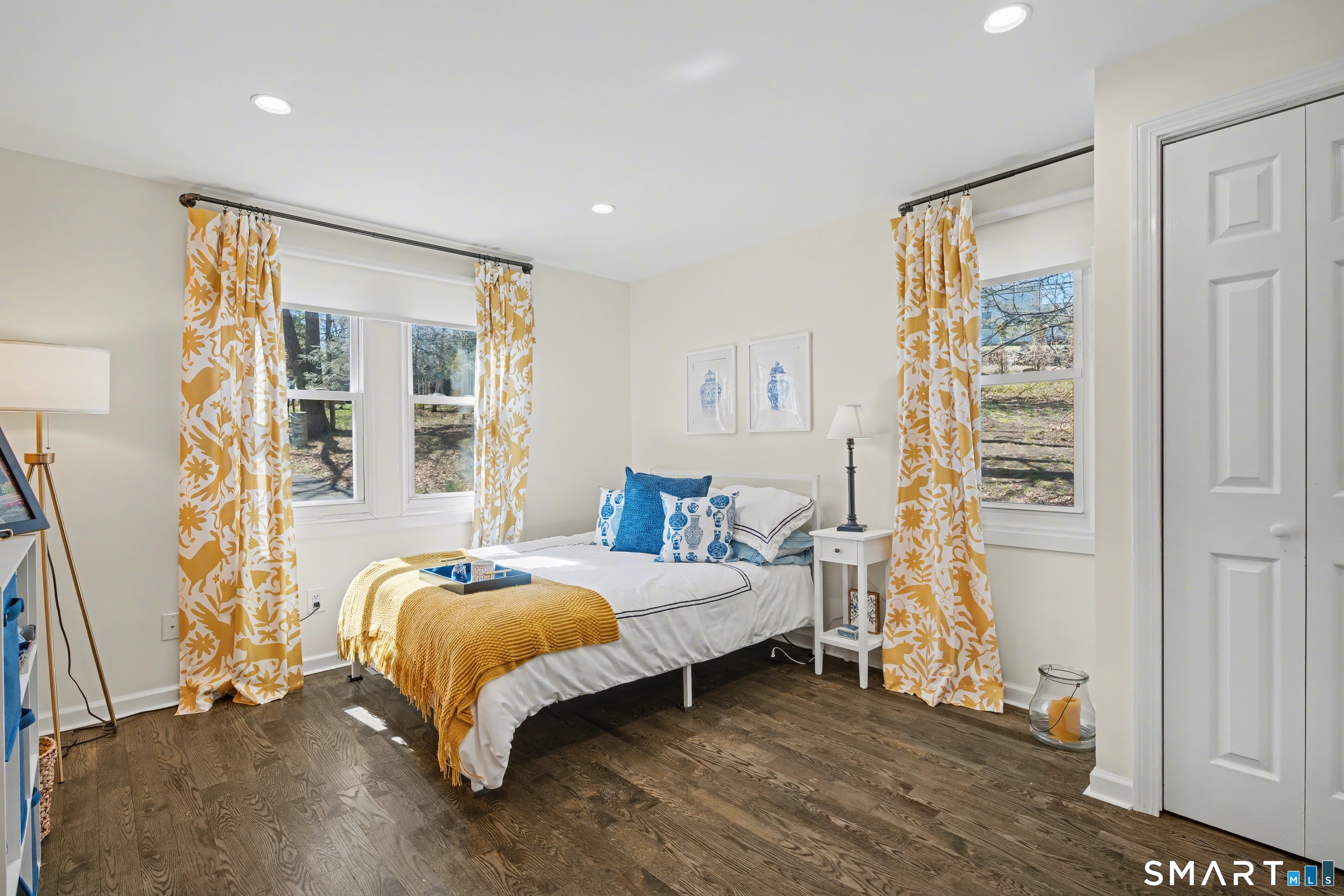 370 Amity Road Bethany CT 06524