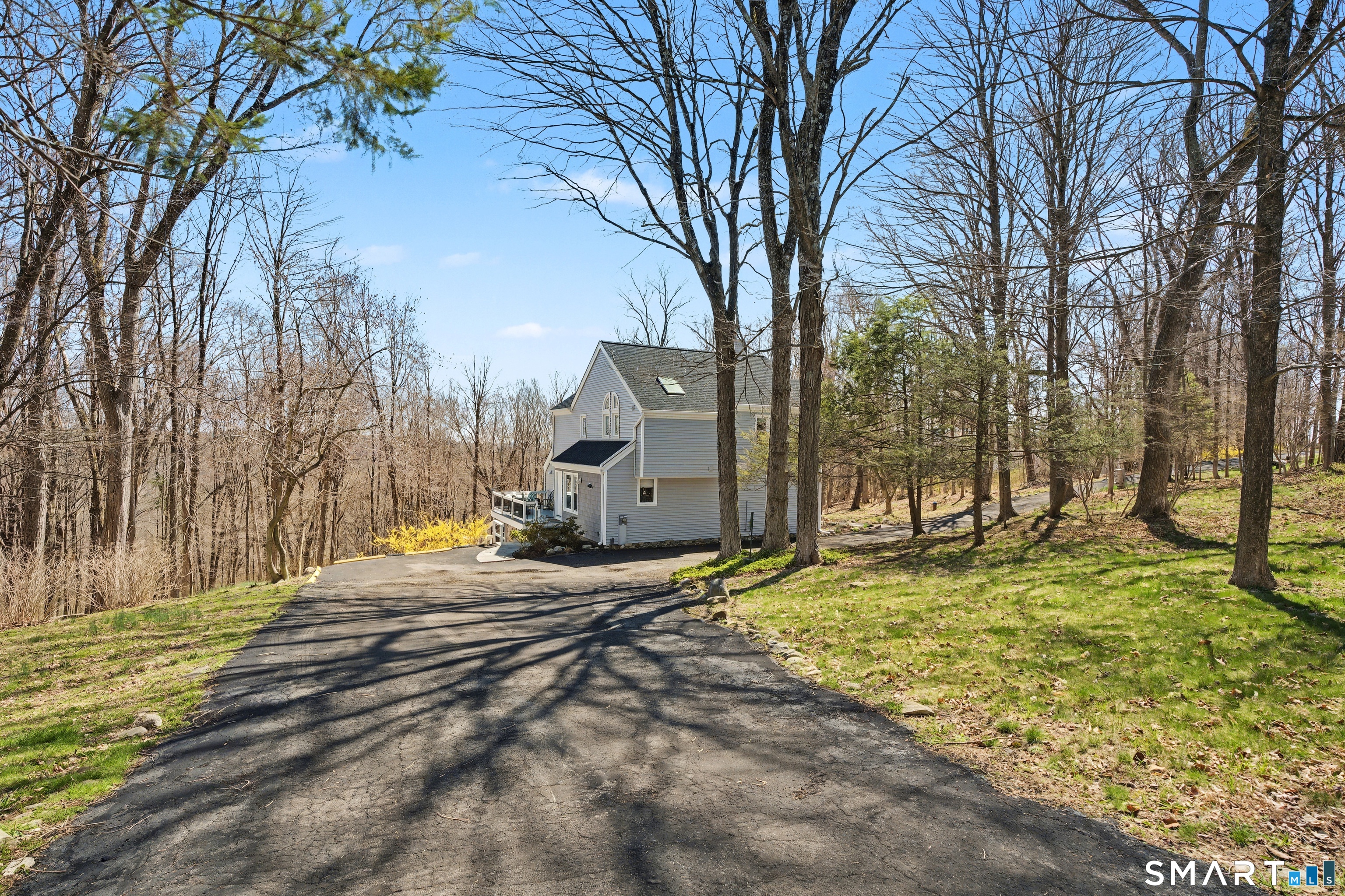 370 Amity Road Bethany CT 06524