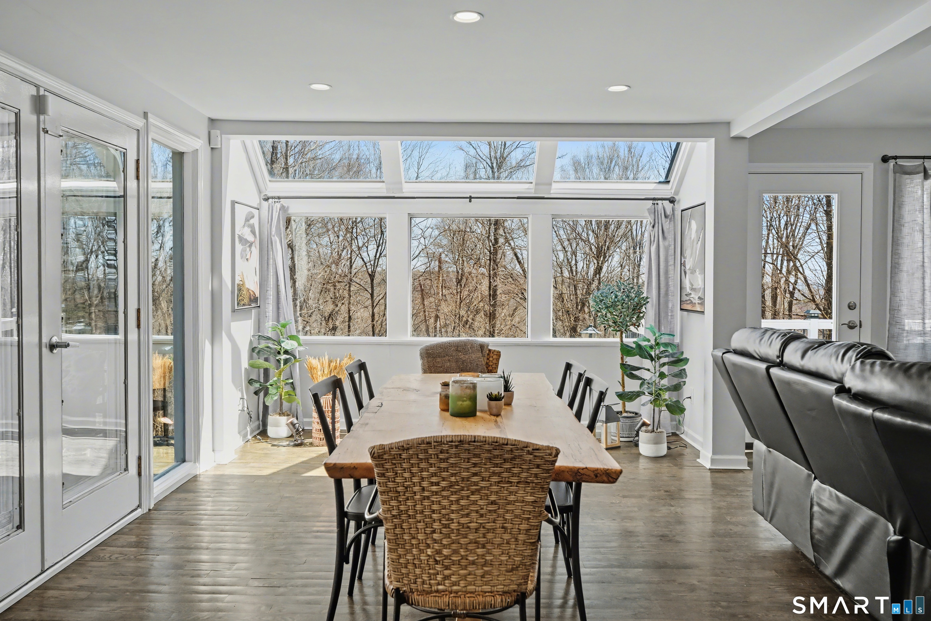 370 Amity Road Bethany CT 06524