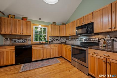 31 Oxford Drive Glastonbury CT 06033
