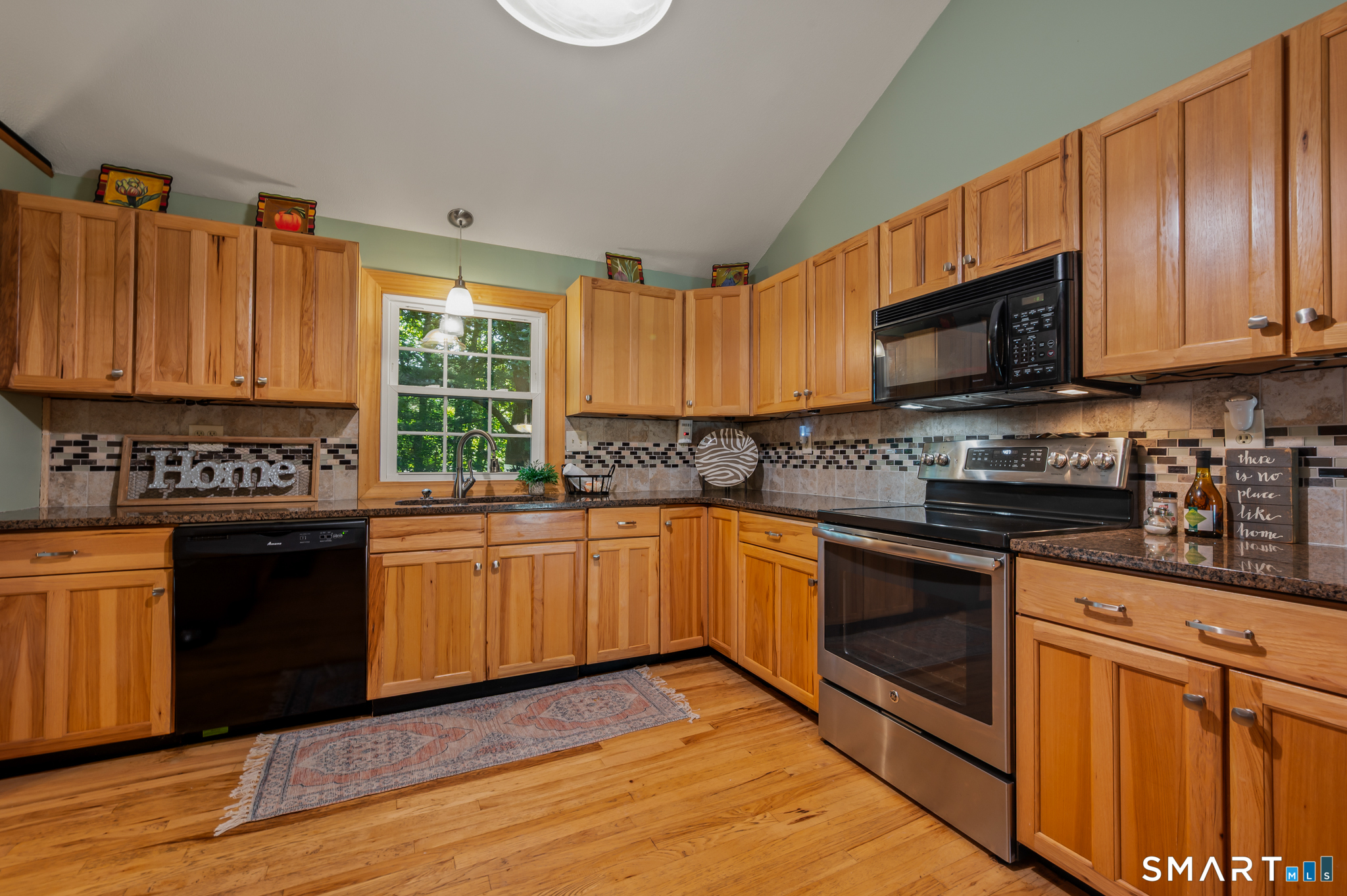 31 Oxford Drive Glastonbury CT 06033