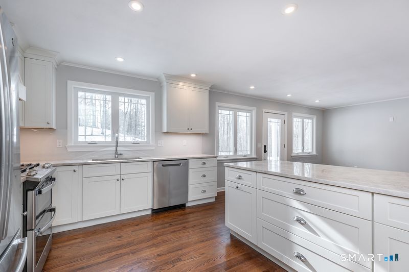 102 Wykeham Road Washington CT 06793