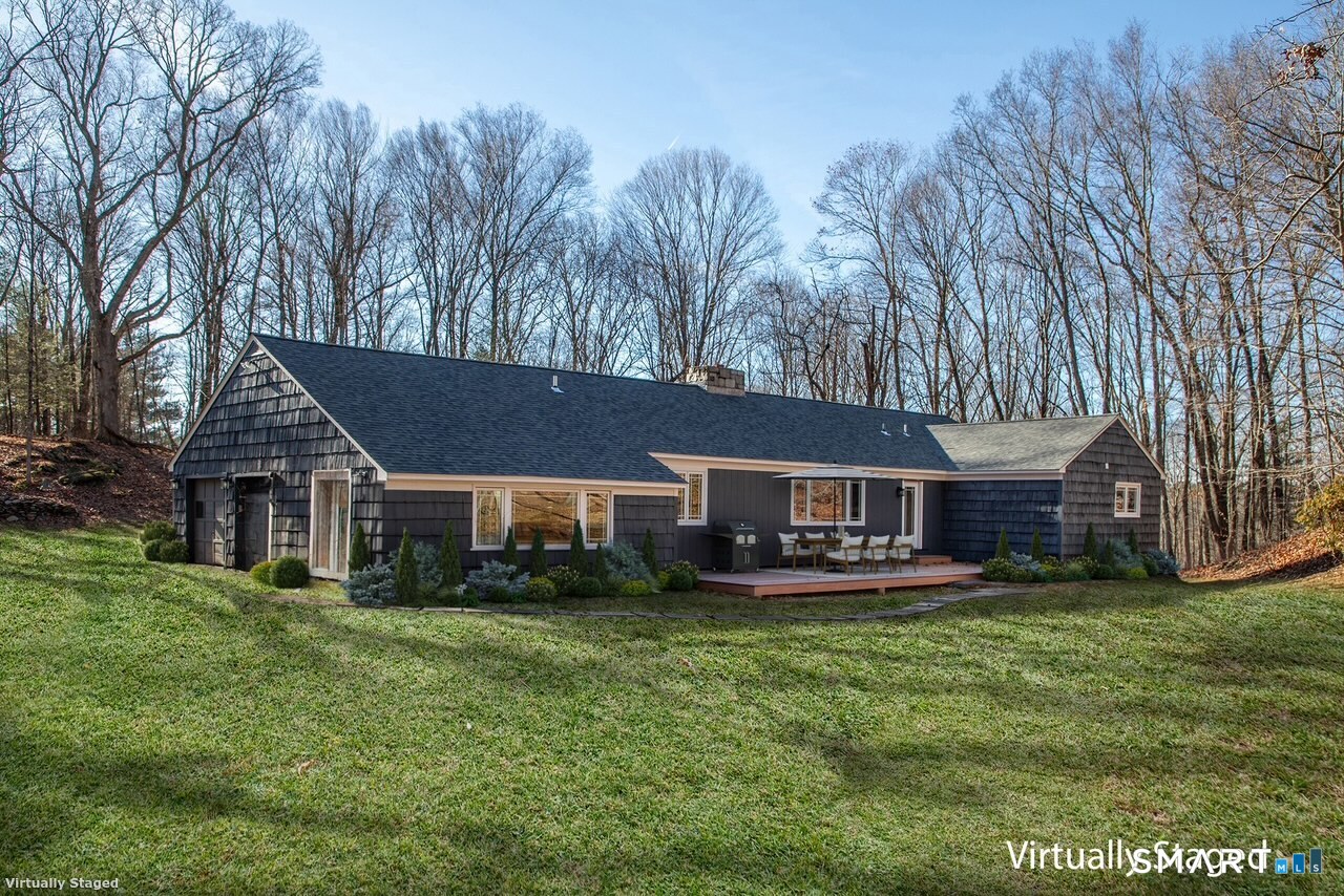 102 Wykeham Road Washington CT 06793