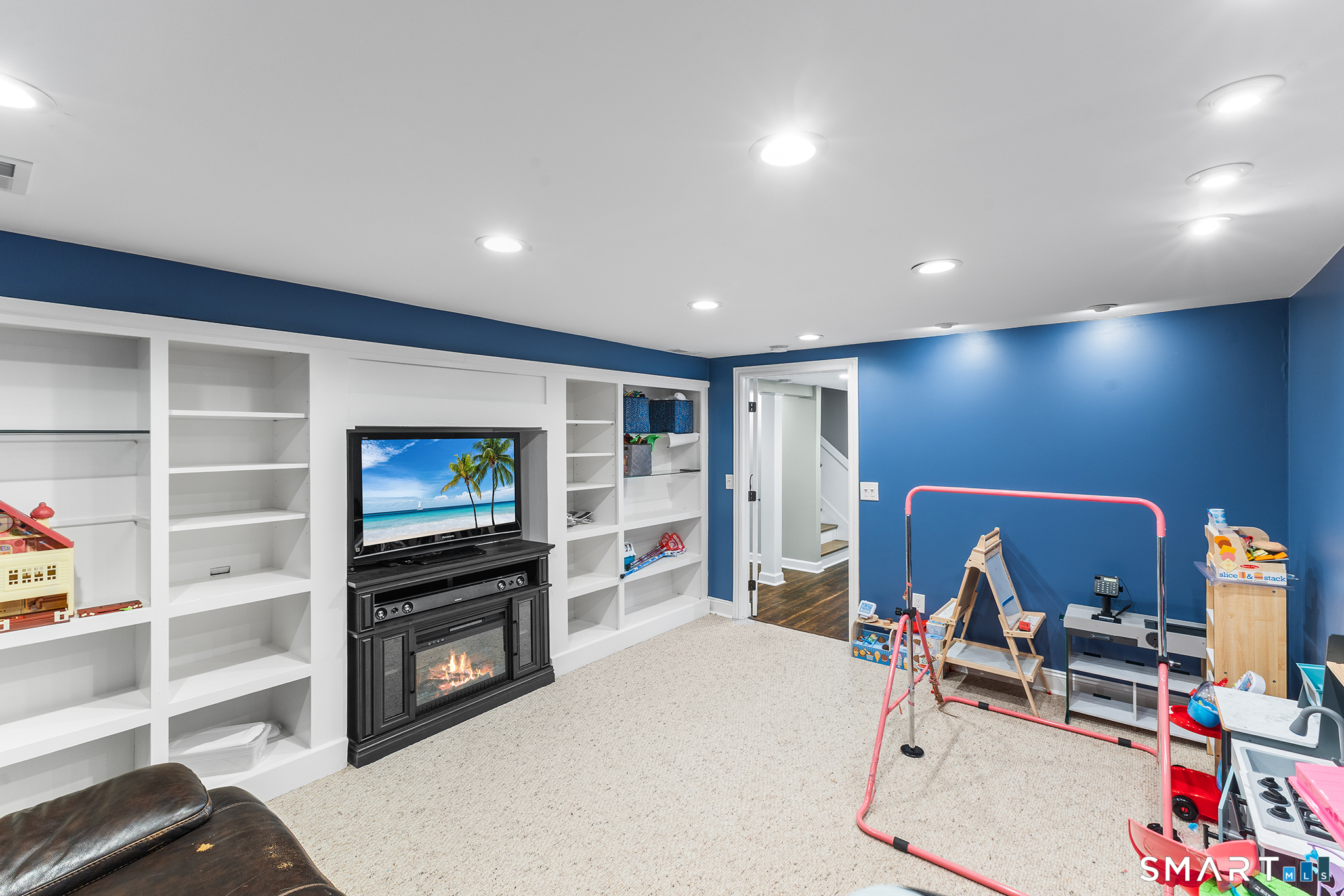 70 Vivian Street Waterford CT 06385