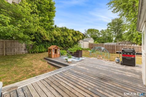 70 Vivian Street Waterford CT 06385