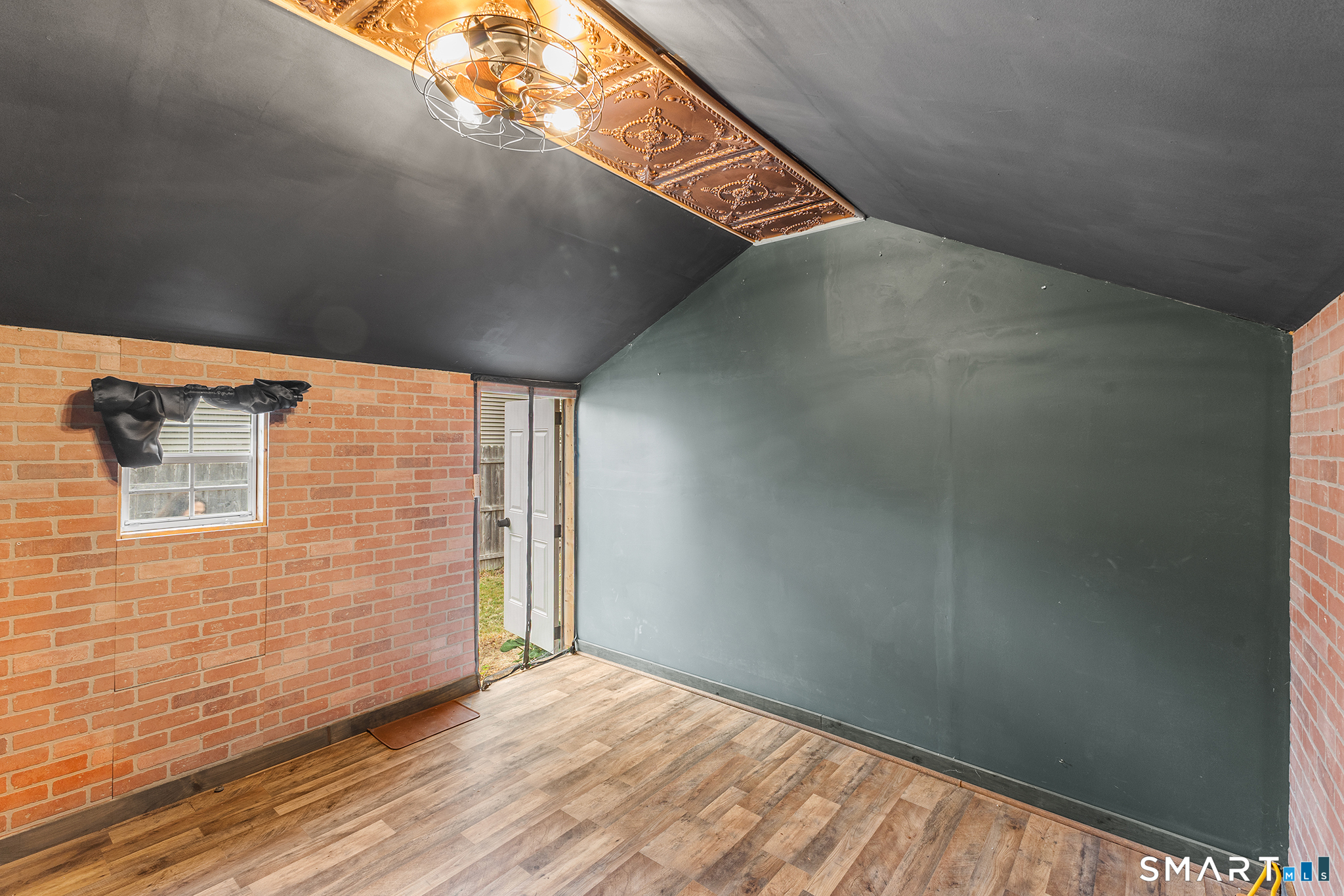 70 Vivian Street Waterford CT 06385