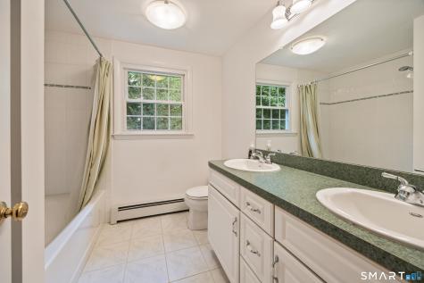 129 Pleasant Drive Cheshire CT 06410
