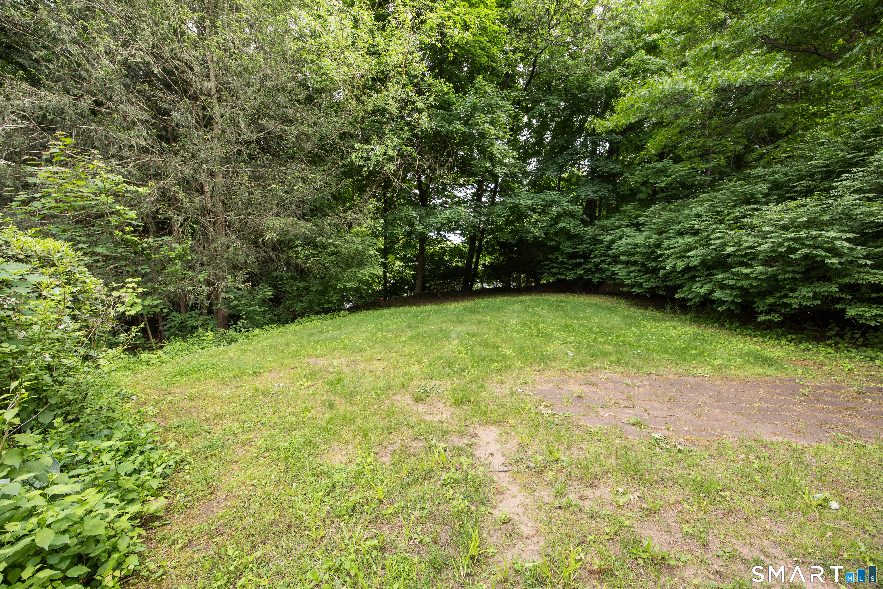 129 Pleasant Drive Cheshire CT 06410