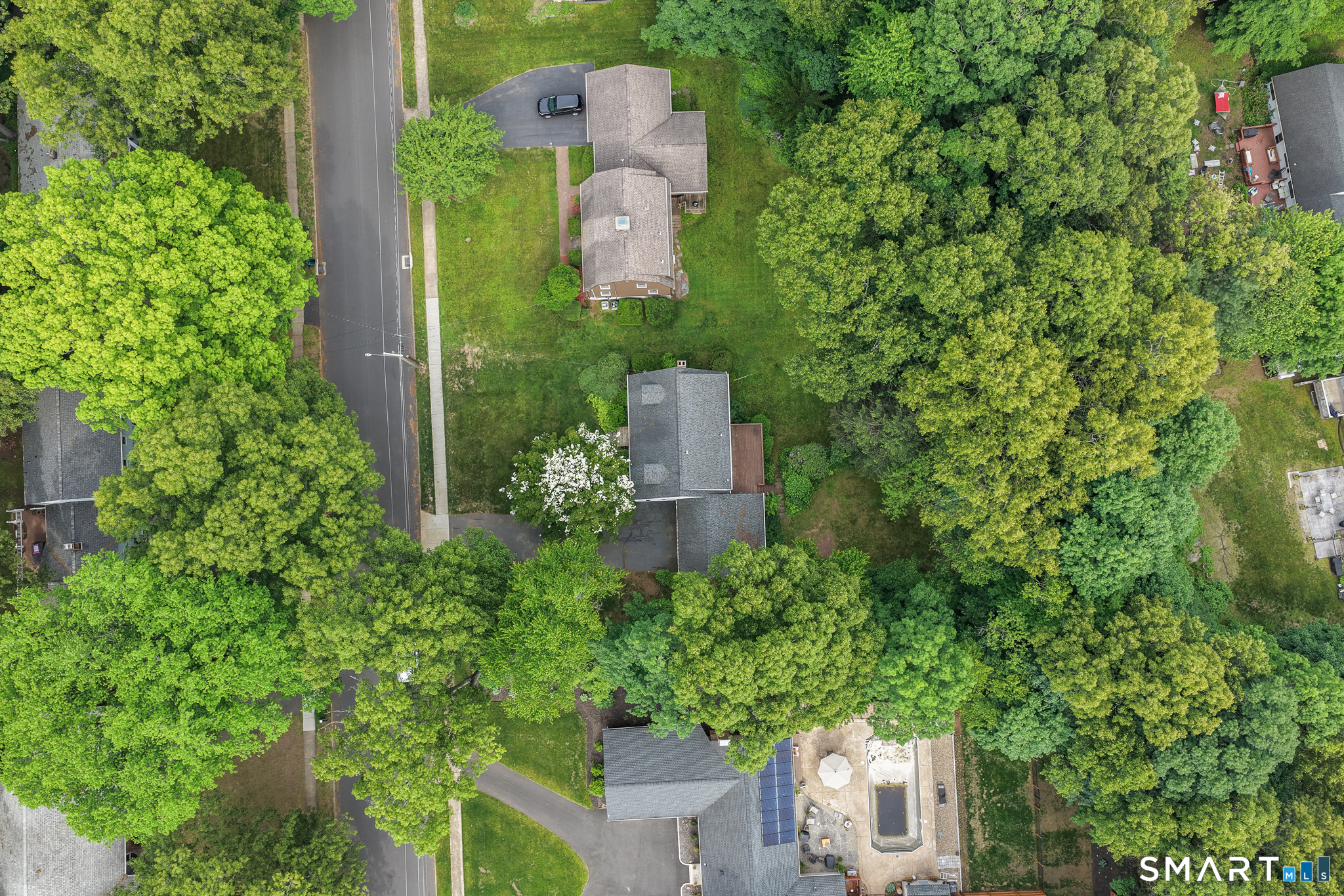 129 Pleasant Drive Cheshire CT 06410