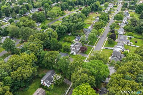 129 Pleasant Drive Cheshire CT 06410