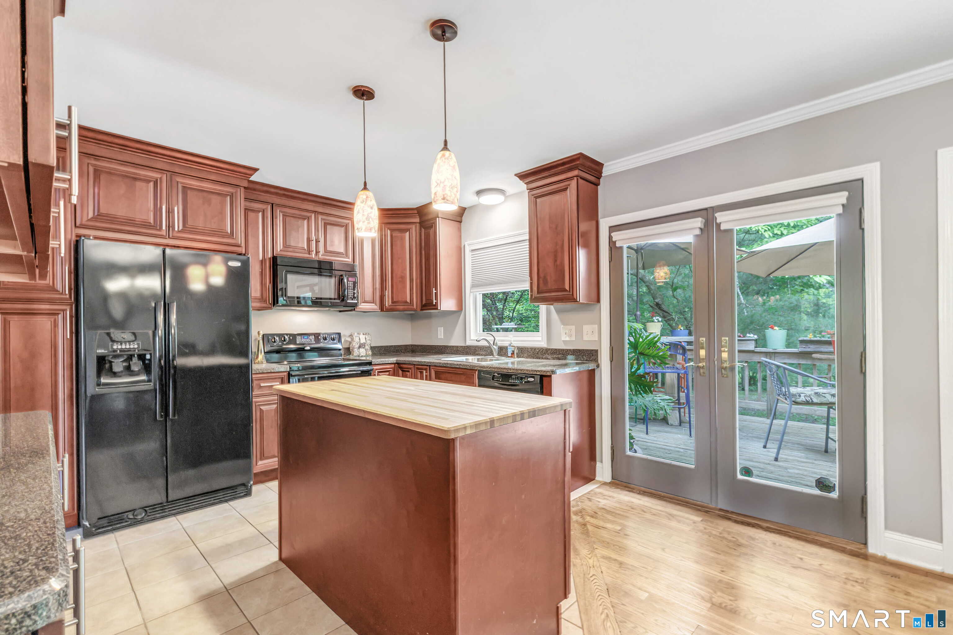 279 Pastors Walk Monroe CT 06468