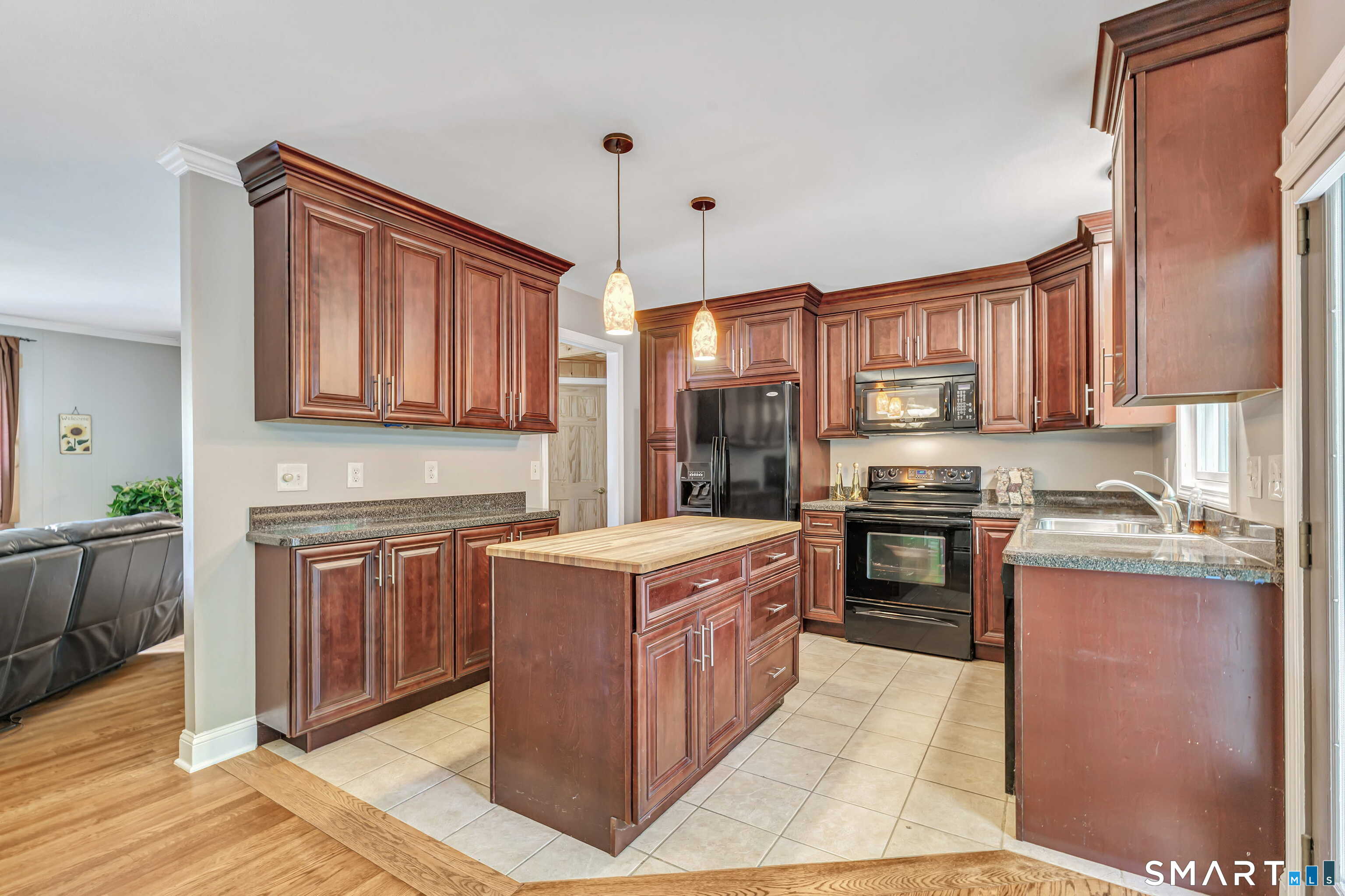 279 Pastors Walk Monroe CT 06468