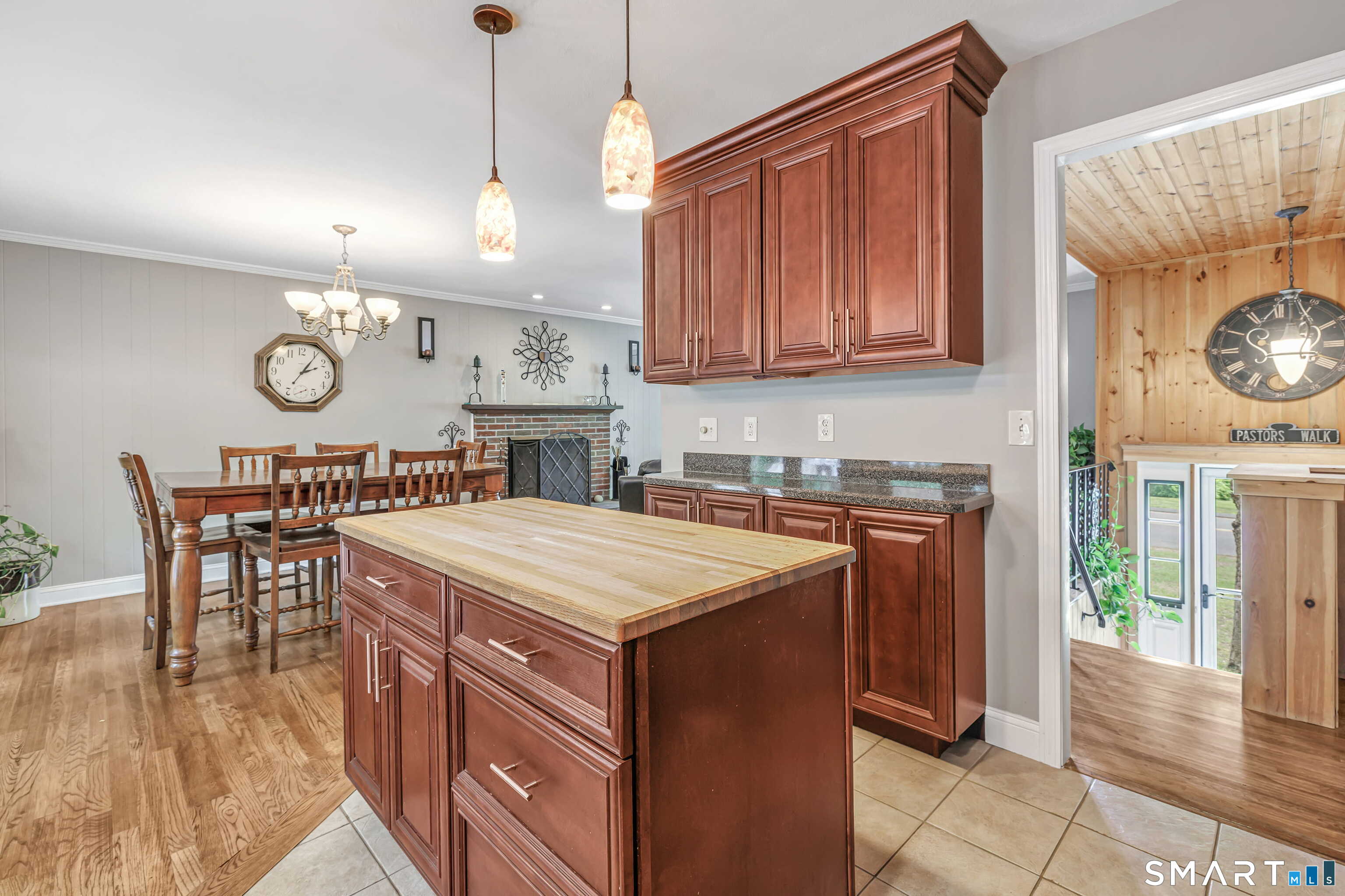 279 Pastors Walk Monroe CT 06468