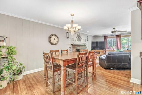 279 Pastors Walk Monroe CT 06468