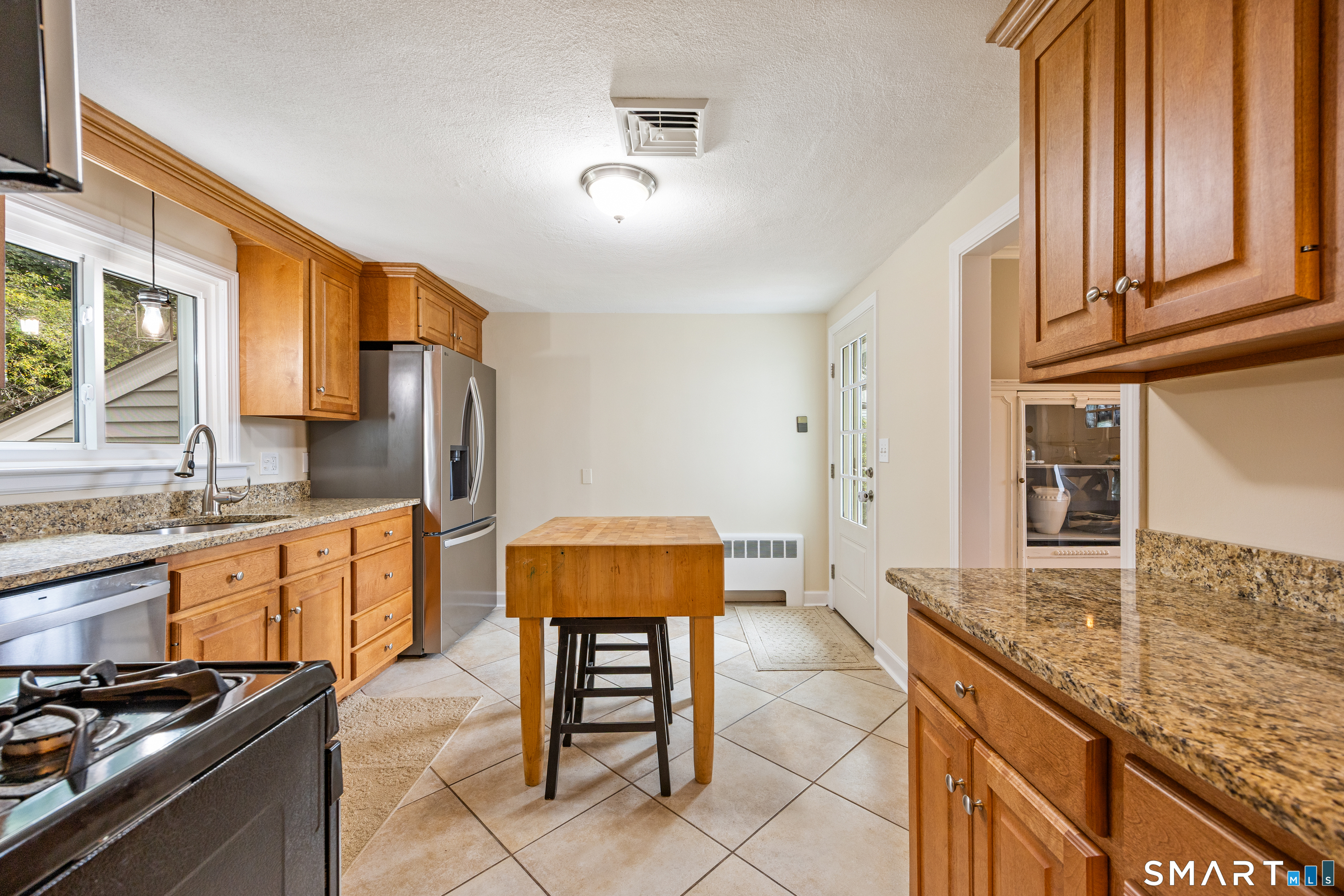 18 Chapman Road West Hartford CT 06107