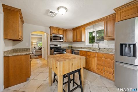 18 Chapman Road West Hartford CT 06107