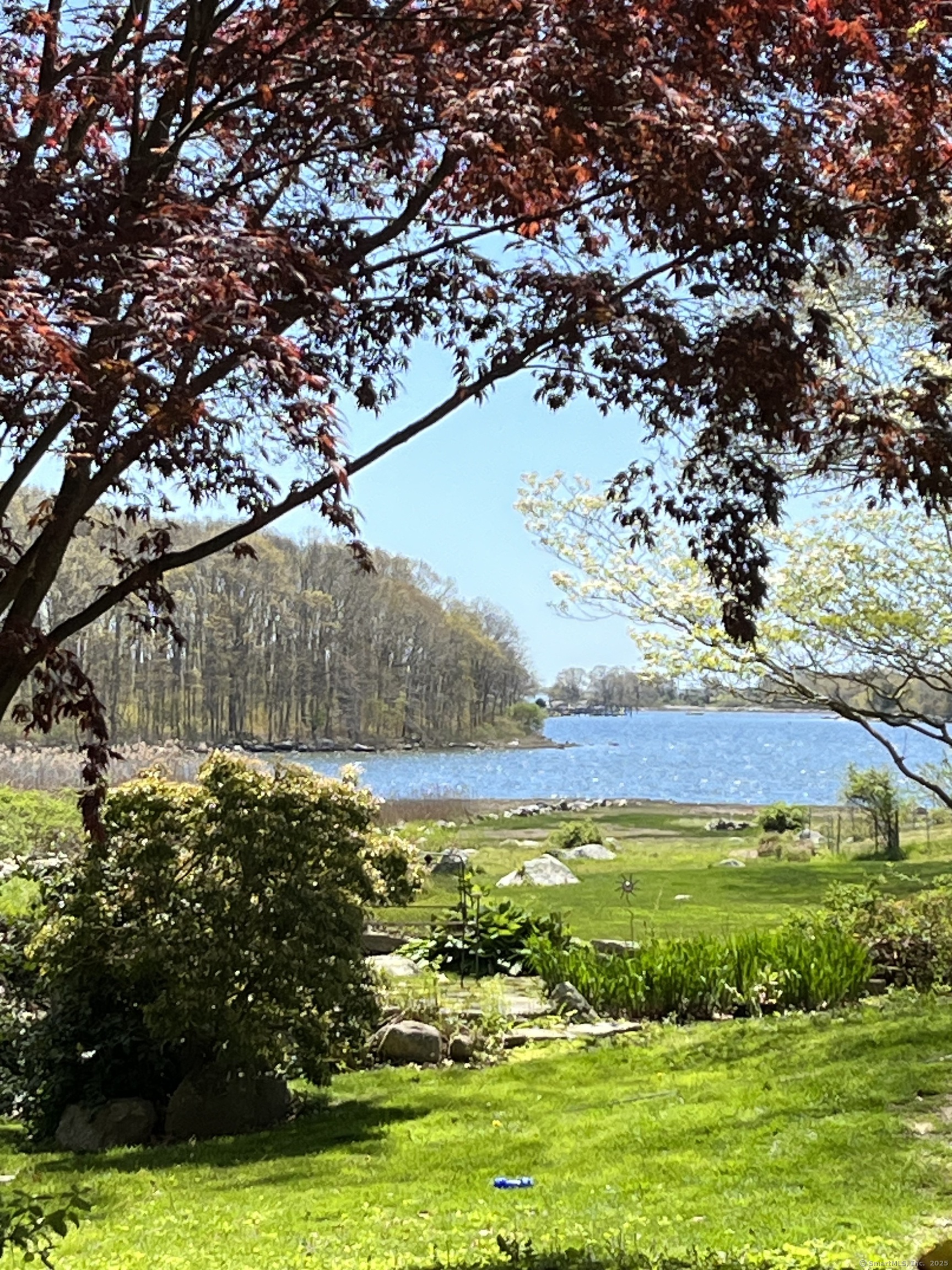 6 Rogers Drive Stonington CT 06355