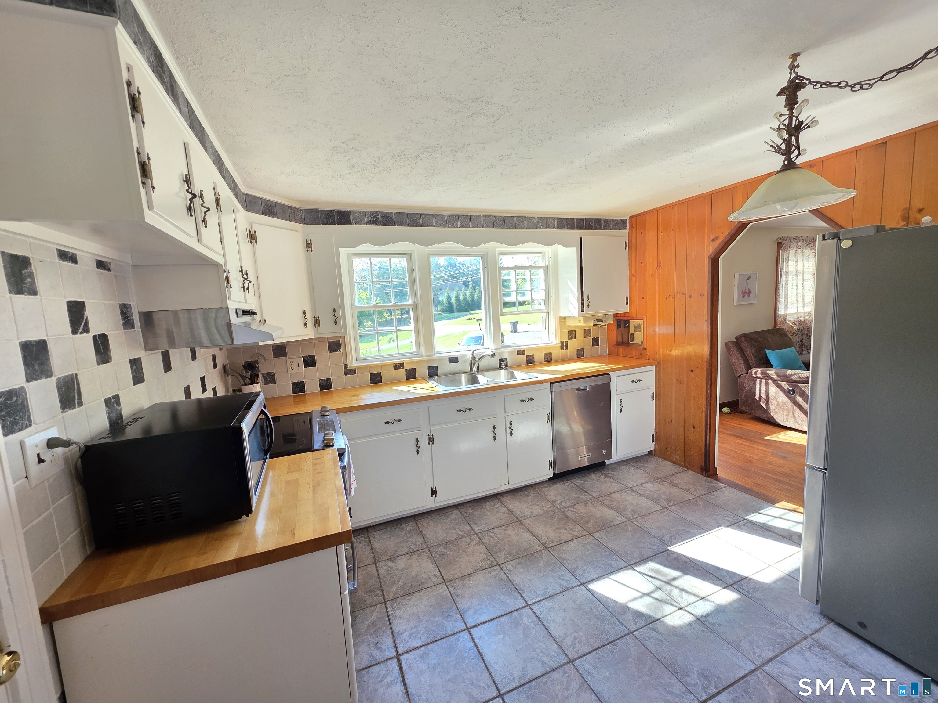 1016 Sperry Road Cheshire CT 06410