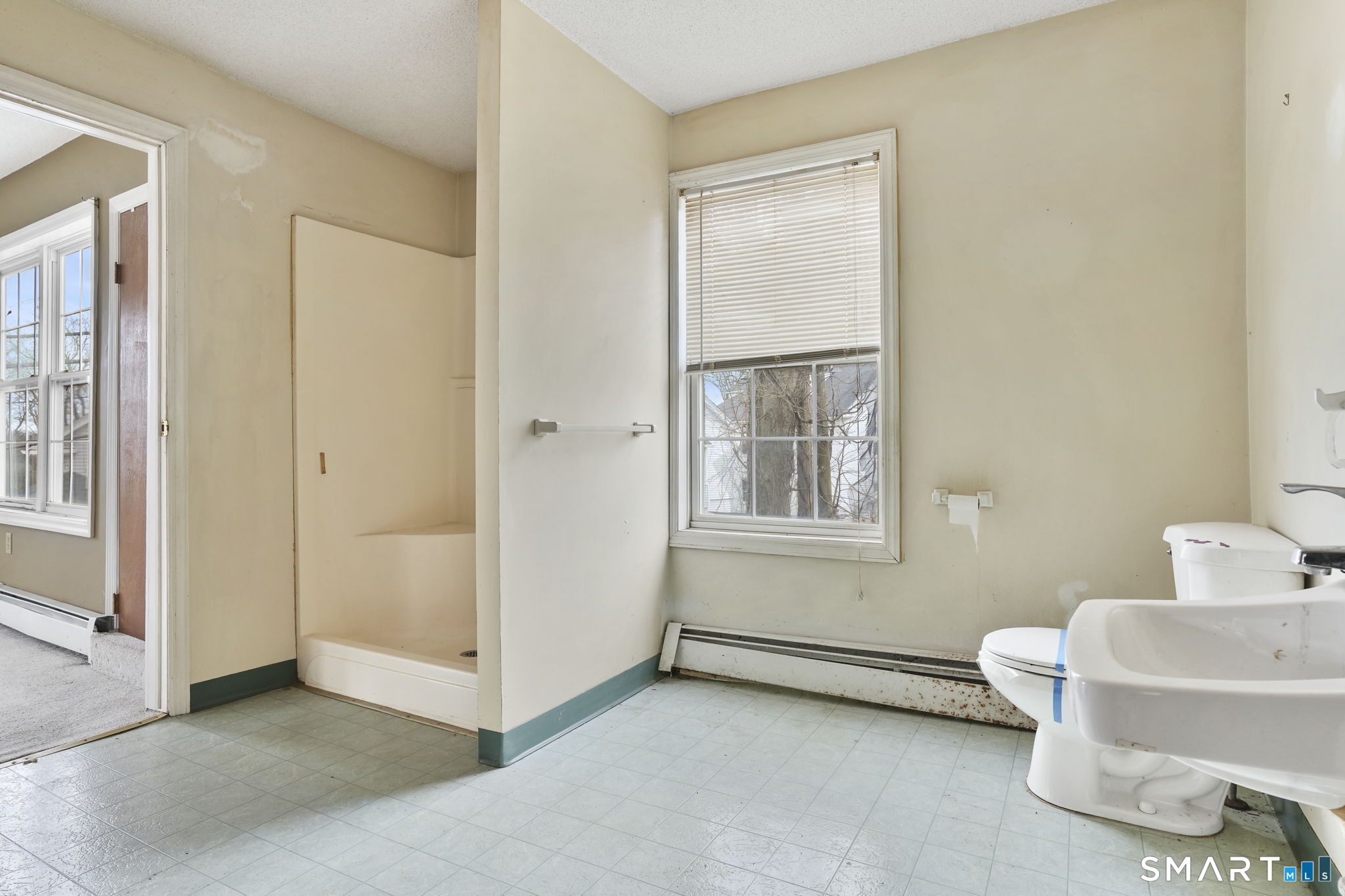 17 Salem Street Hartford CT 06114
