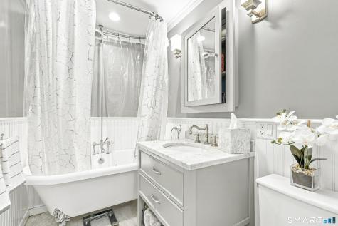 44 Lavelle Avenue New Fairfield CT 06812
