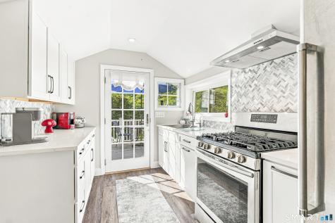 44 Lavelle Avenue New Fairfield CT 06812