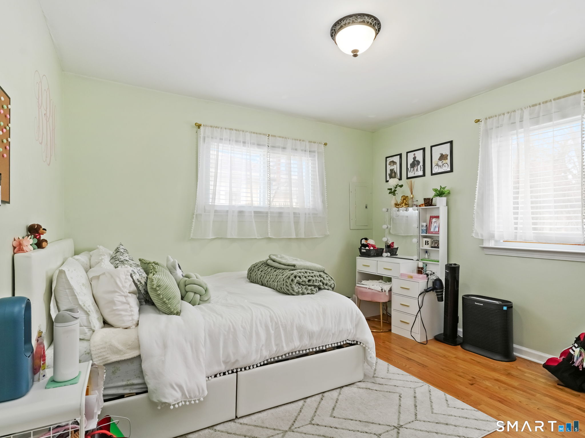 170 Marilyn Drive Bridgeport CT 06606