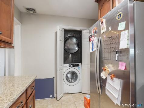 170 Marilyn Drive Bridgeport CT 06606