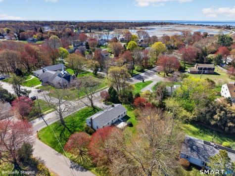 63 Great Hammock Road Old Saybrook CT 06475