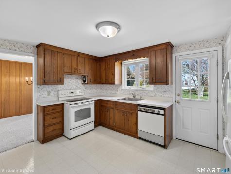 63 Great Hammock Road Old Saybrook CT 06475
