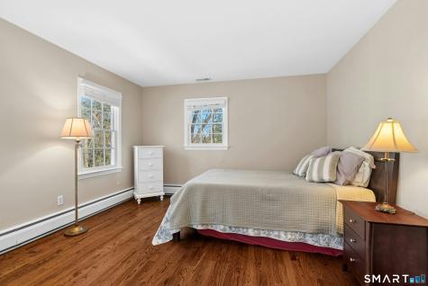 34 Horton Lane New Canaan CT 06840
