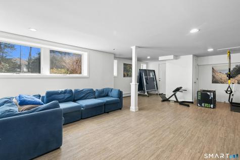 34 Horton Lane New Canaan CT 06840