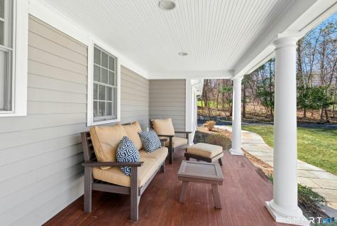 34 Horton Lane New Canaan CT 06840