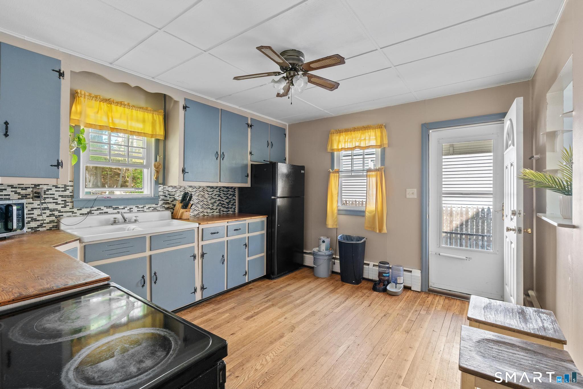 1812 Corbin Avenue New Britain CT 06053