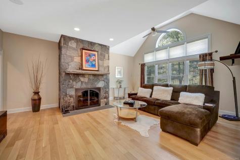 32 Hunting Ridge Road Stamford CT 06903