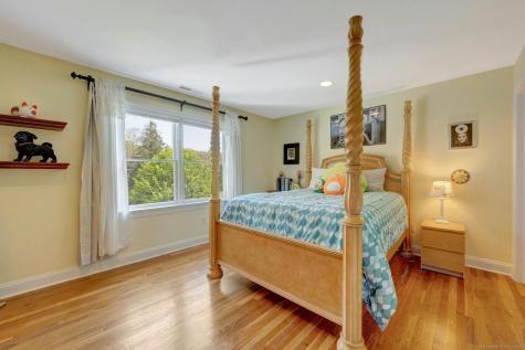 32 Hunting Ridge Road Stamford CT 06903