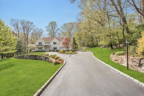 32 Hunting Ridge Road Stamford CT 06903