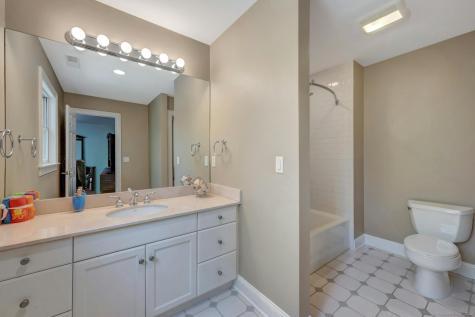 32 Hunting Ridge Road Stamford CT 06903