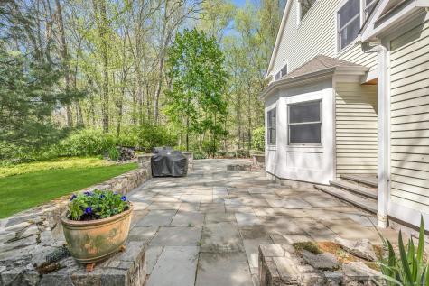 32 Hunting Ridge Road Stamford CT 06903