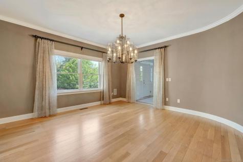 32 Hunting Ridge Road Stamford CT 06903