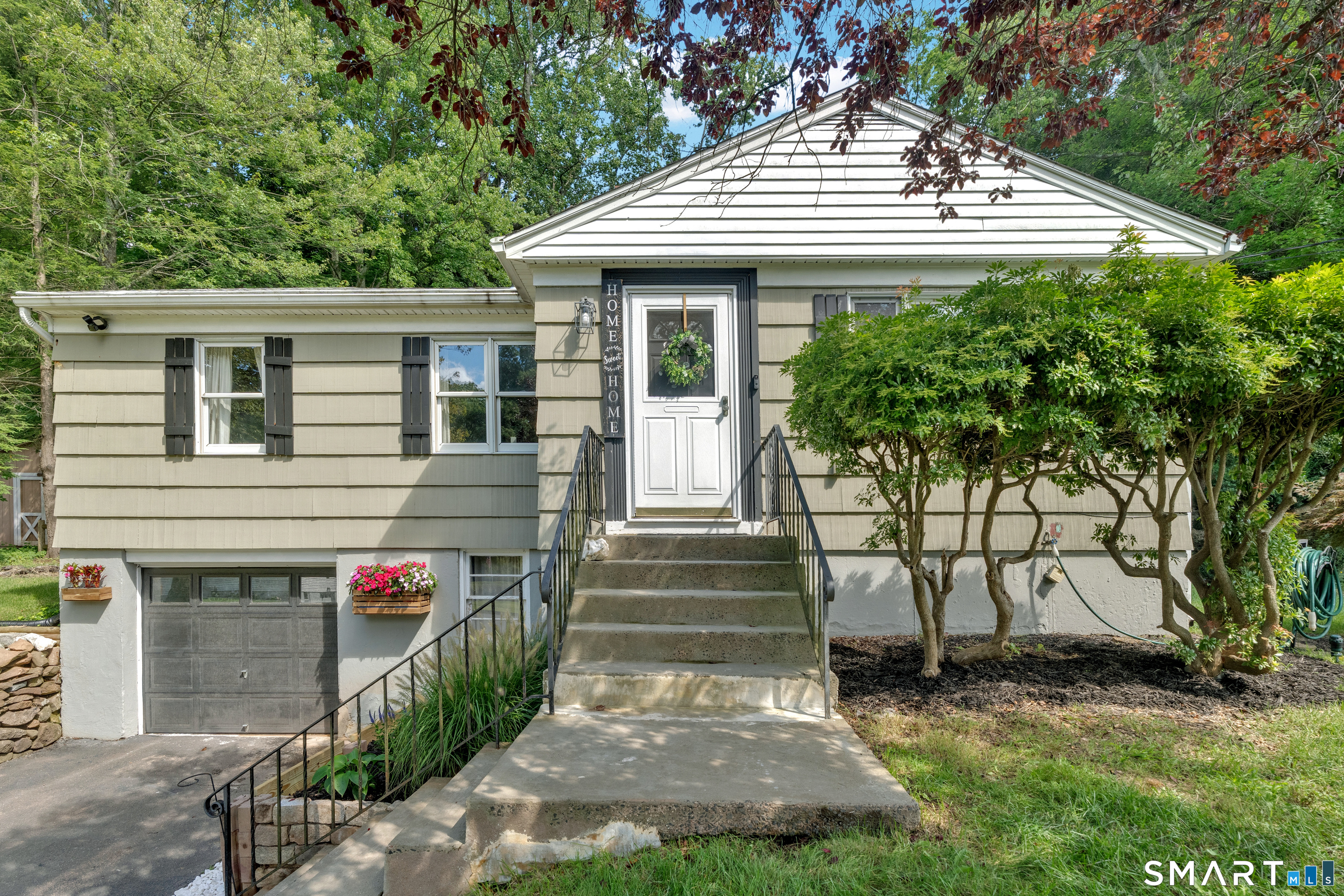 1338 Avon Boulevard Cheshire CT 06410
